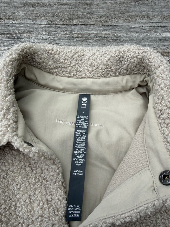 VUORI Sycamore Short Shirt Jacket SIZE LARGE NWT - Picture 5 of 5